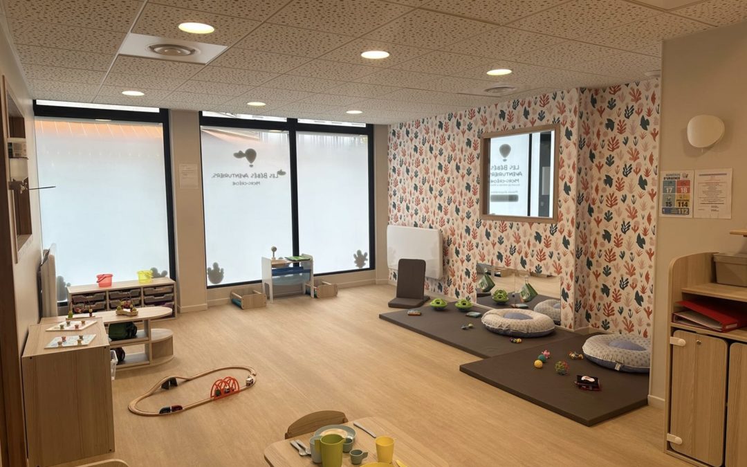 Travailler en crèche : les atouts pour exercer dans la petite enfance